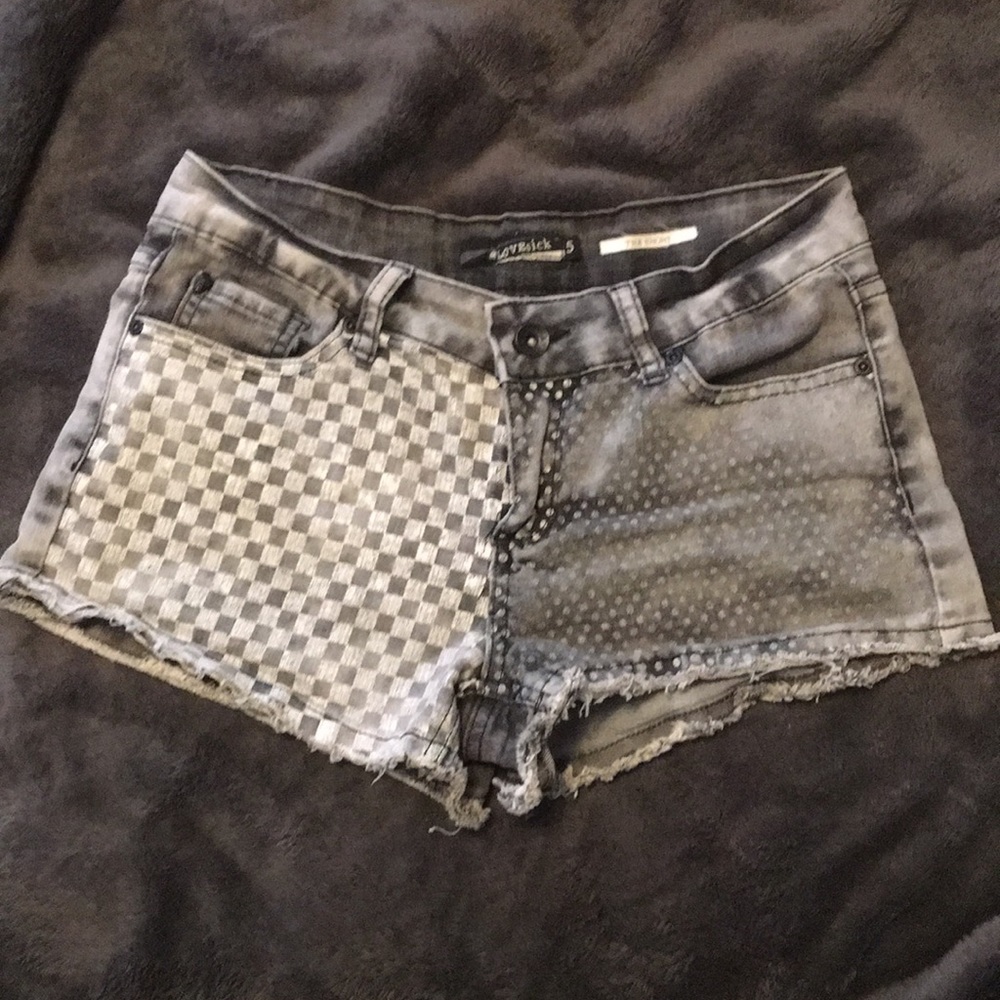 Grey Pattern Stretchy Denim Shorts